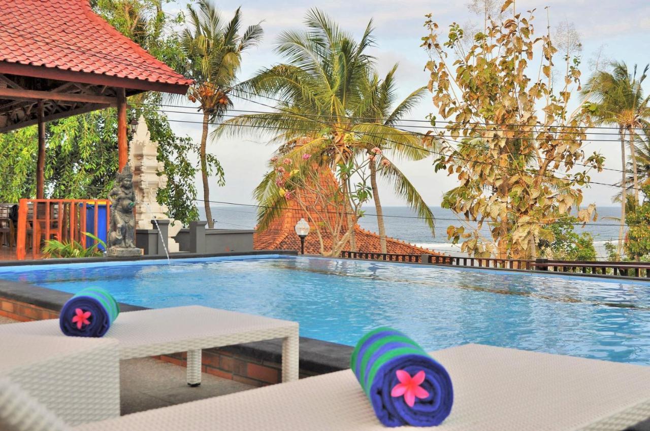 Surya Chandra Beach Bungalow Batununggul エクステリア 写真