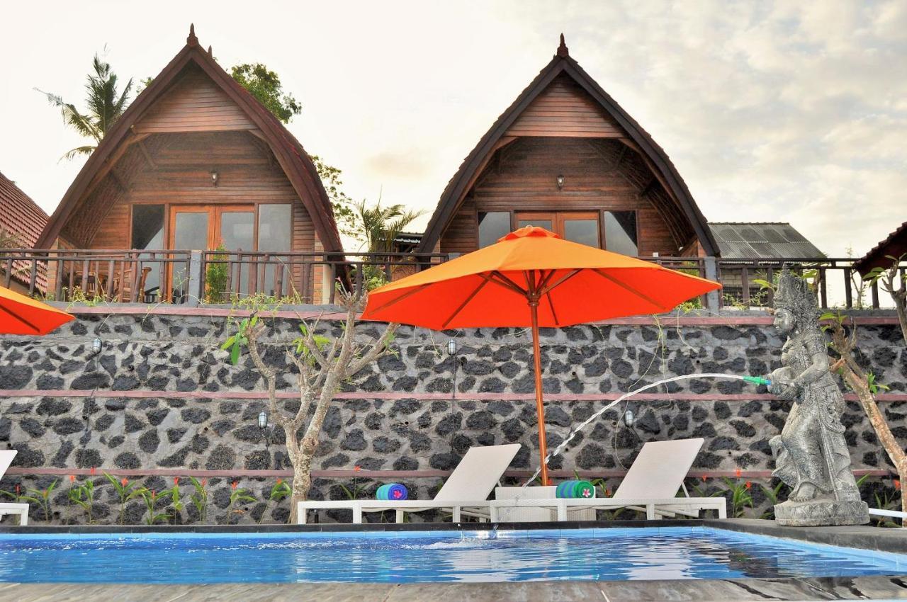 Surya Chandra Beach Bungalow Batununggul エクステリア 写真
