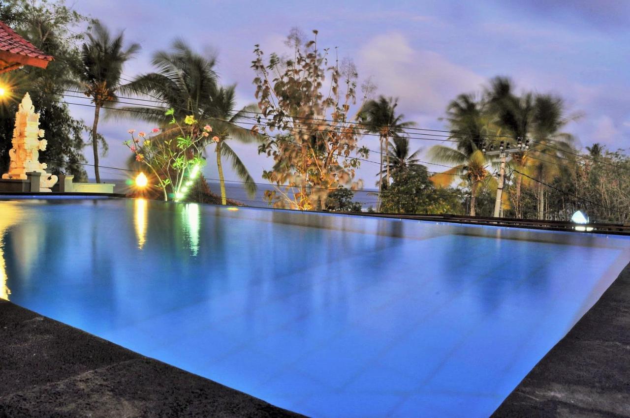 Surya Chandra Beach Bungalow Batununggul エクステリア 写真