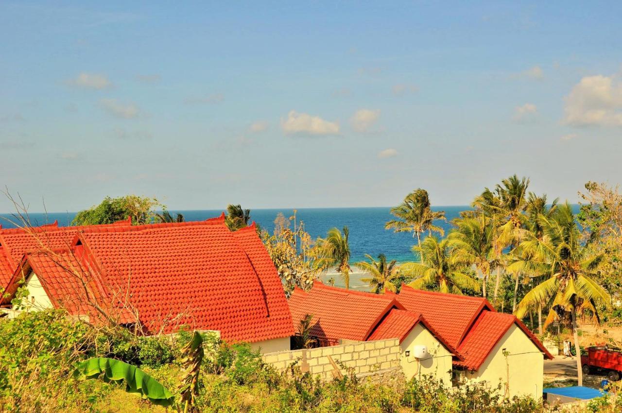 Surya Chandra Beach Bungalow Batununggul エクステリア 写真