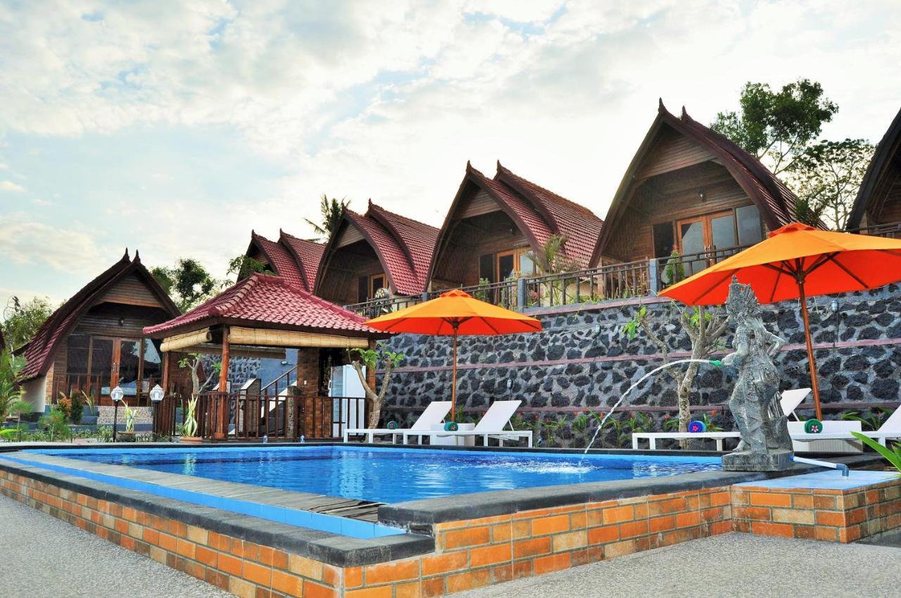 Surya Chandra Beach Bungalow Batununggul エクステリア 写真