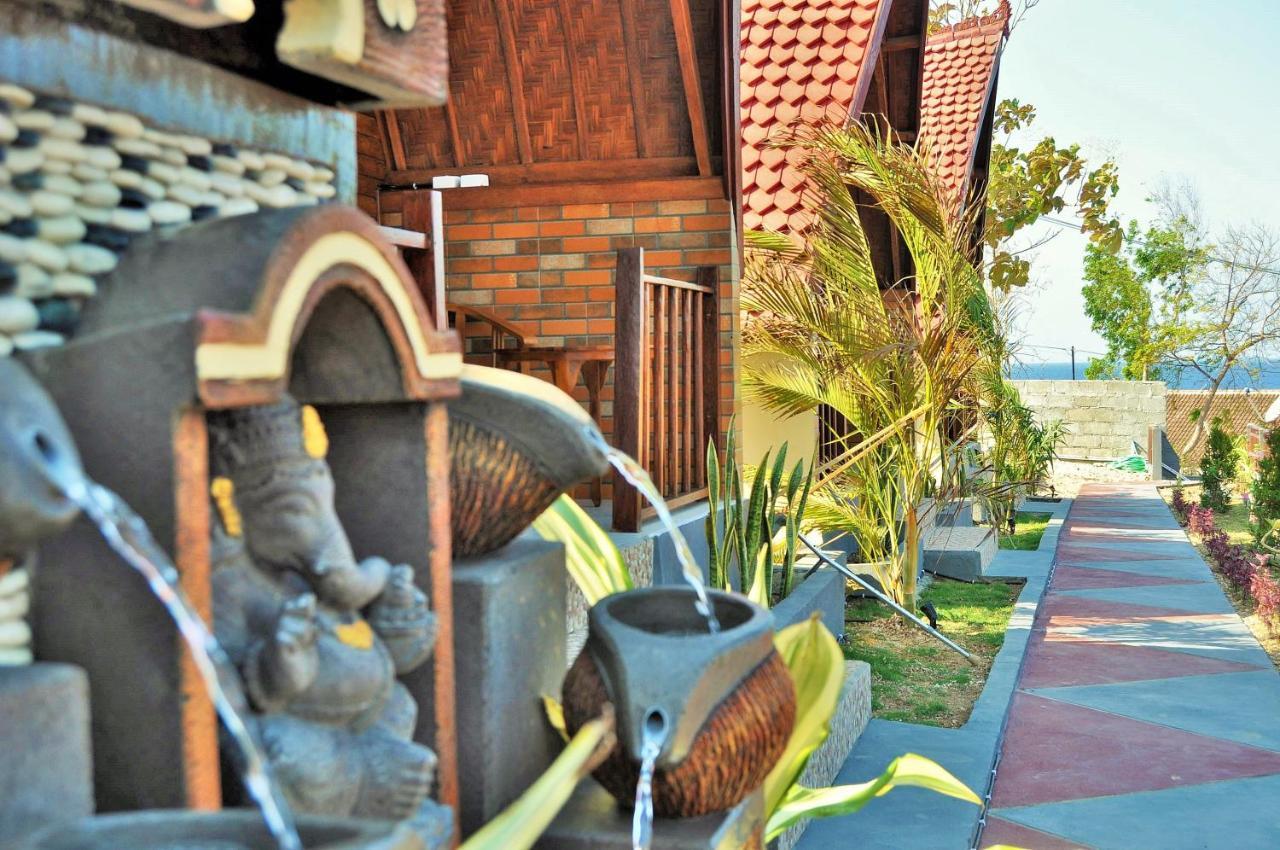 Surya Chandra Beach Bungalow Batununggul エクステリア 写真
