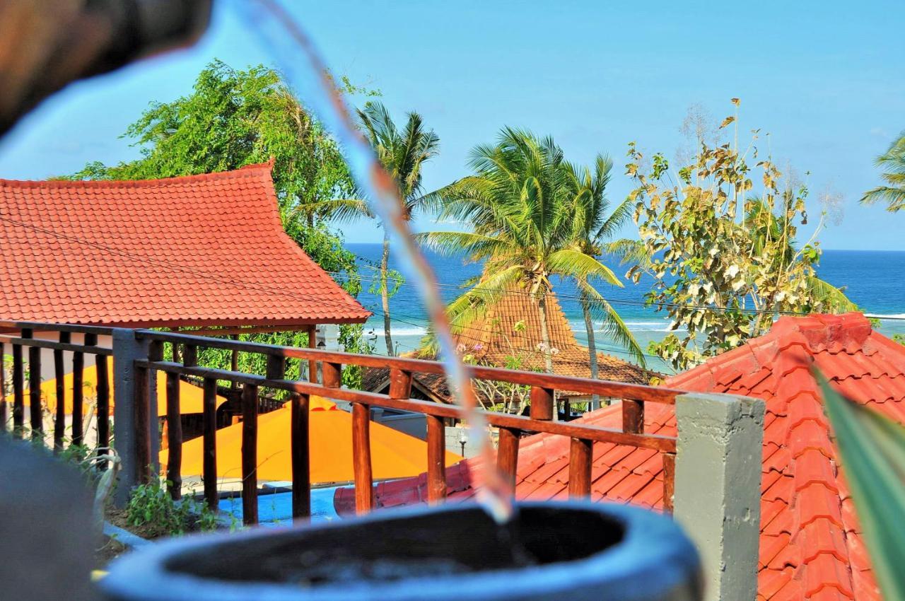Surya Chandra Beach Bungalow Batununggul エクステリア 写真