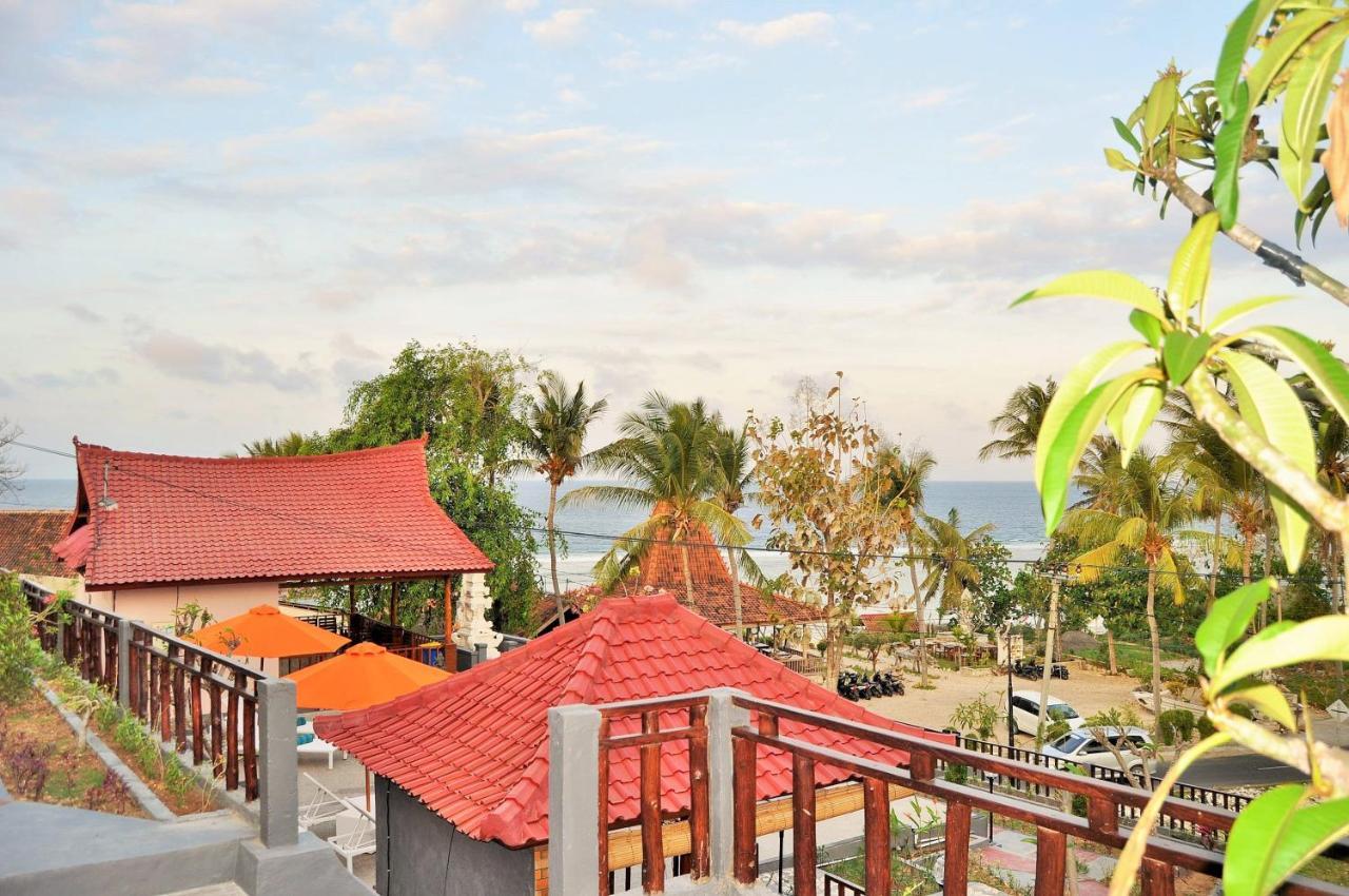 Surya Chandra Beach Bungalow Batununggul エクステリア 写真