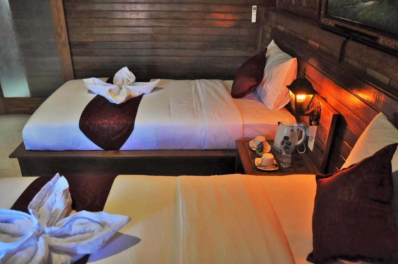 Surya Chandra Beach Bungalow Batununggul エクステリア 写真