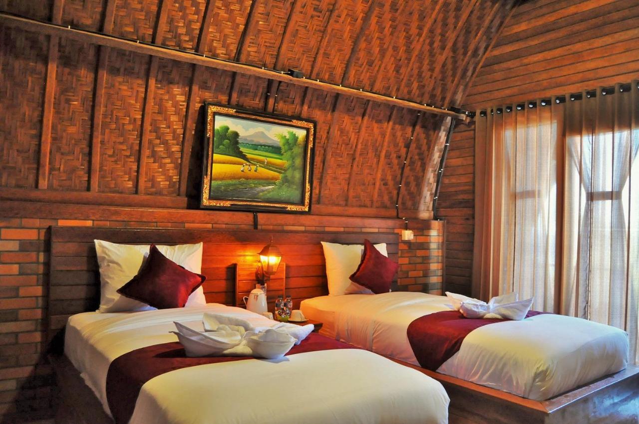 Surya Chandra Beach Bungalow Batununggul エクステリア 写真